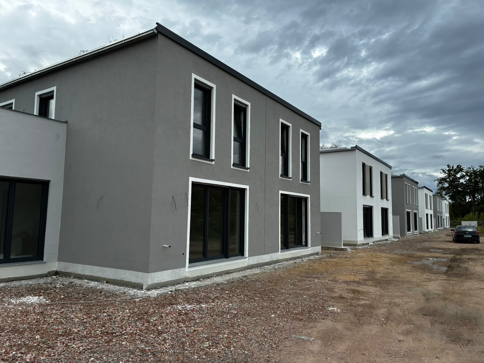 Fenster, Türen & Rollläden